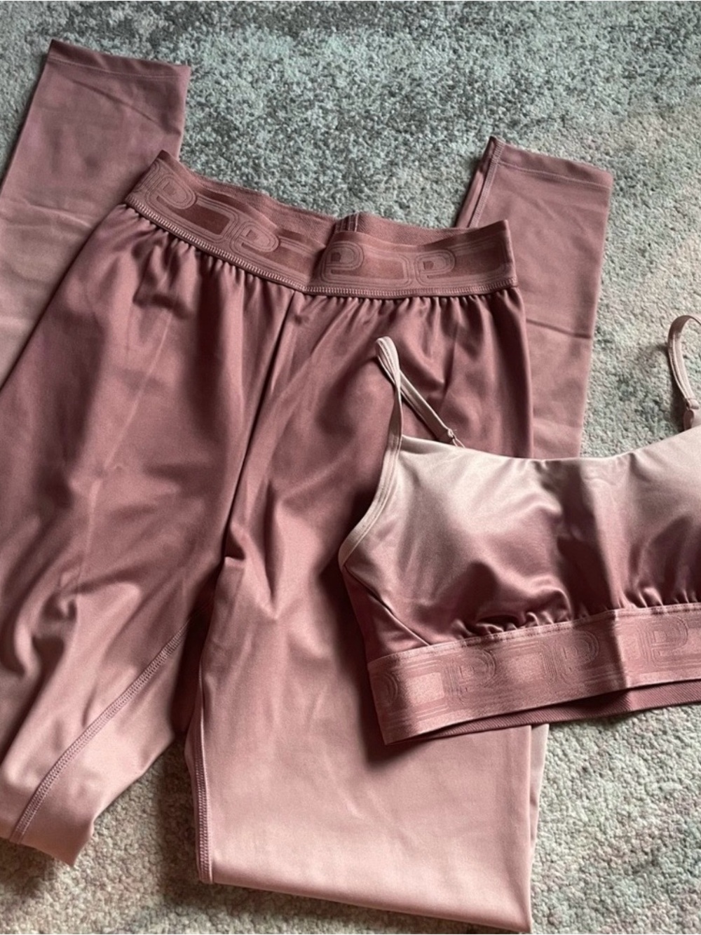 Victoria's Secret Dusty Rose Seamless Leggings & Matching Crop Top Set